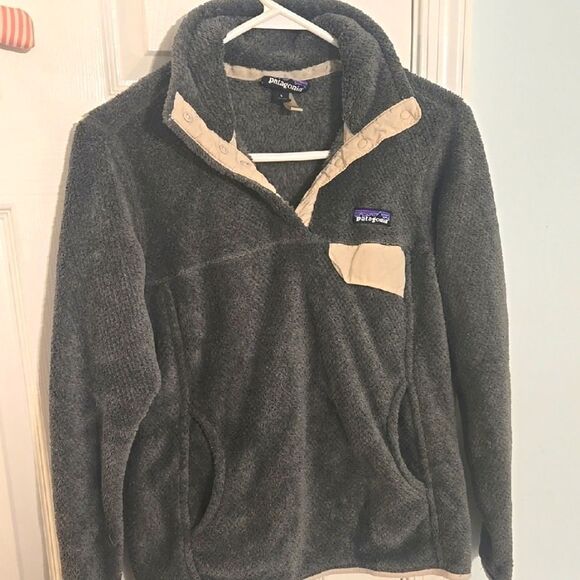 Patagonia Gray Fleece Pullover - Picture 1 of 6